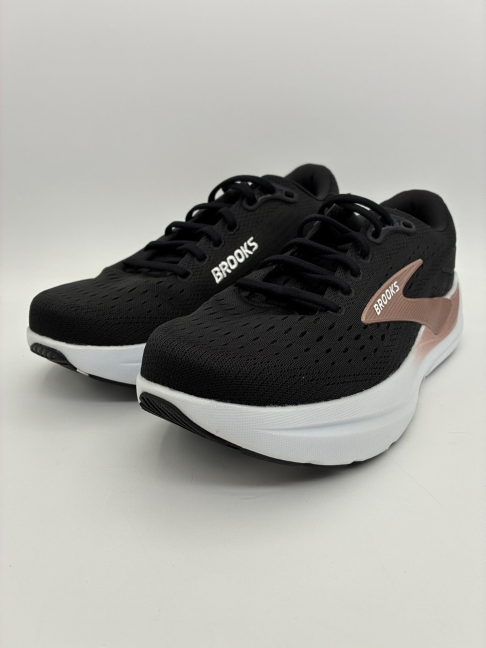 Brooks Ghost Max 3 Womens Wide Black Rose Gold Running Shoes  |  Size:  8.5 (D) - Picture 9 of 14